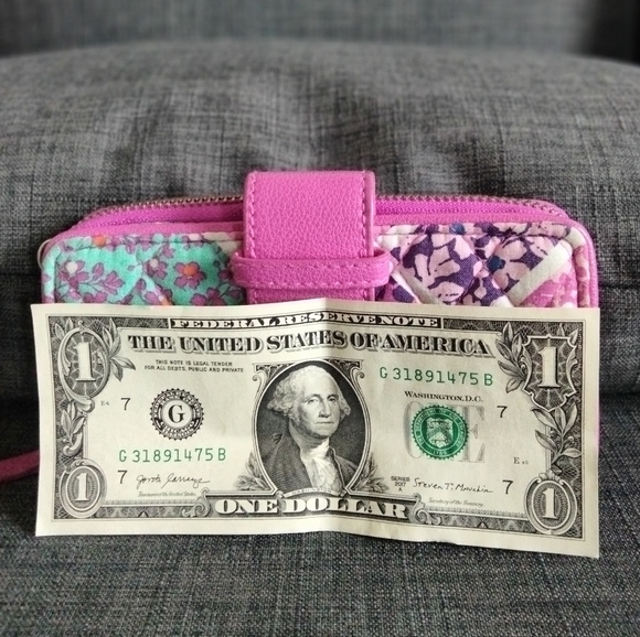 Vera Bradley Colorful Floral Wallet Multiple Pockets Credit Card Slots Zipper - Picture 9 of 10